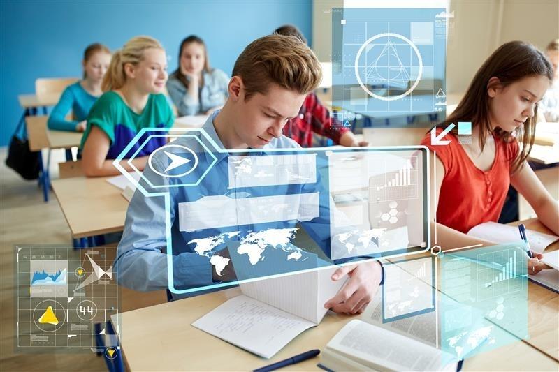 Skaulr – Empowering Holistic Education through Mobile Applications